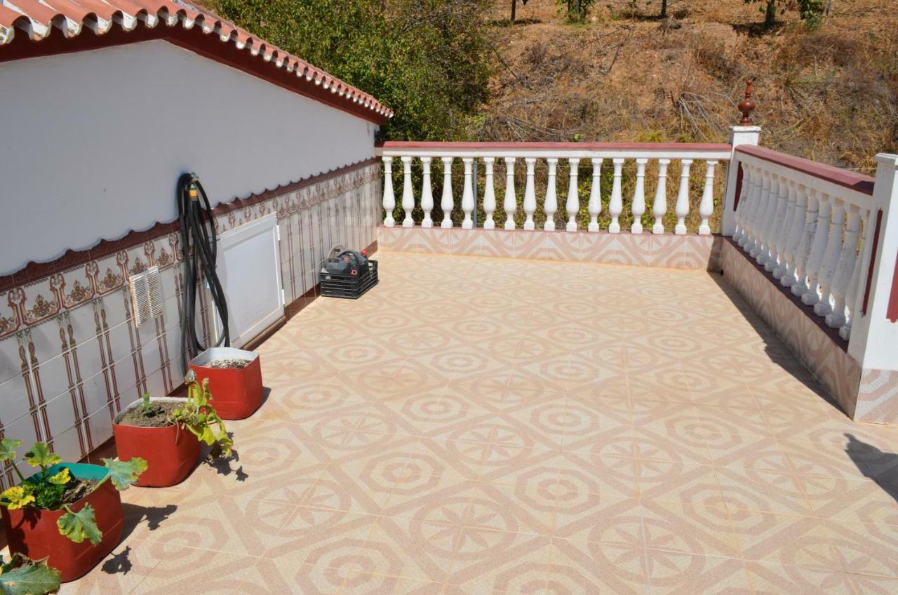 Casa Rural En Almayate Bajo Exterior photo