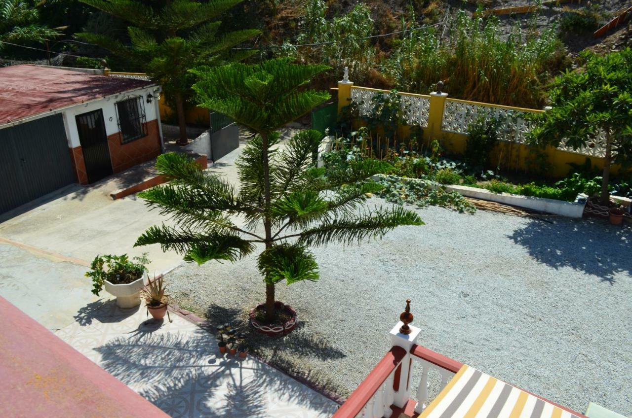 Casa Rural En Almayate Bajo Exterior photo